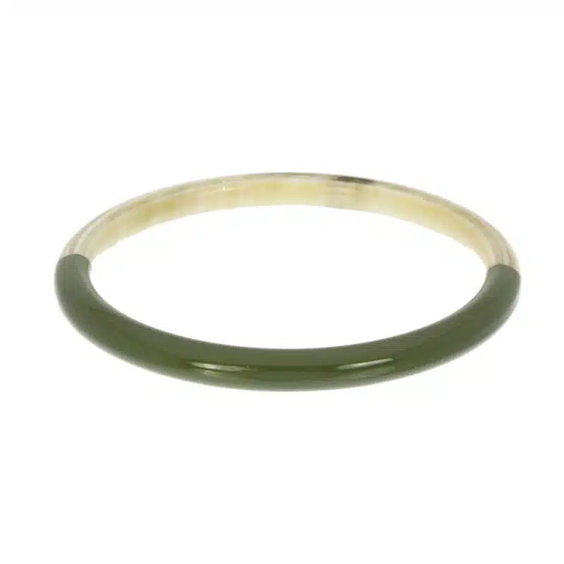 Thick ring buffalo horn size M