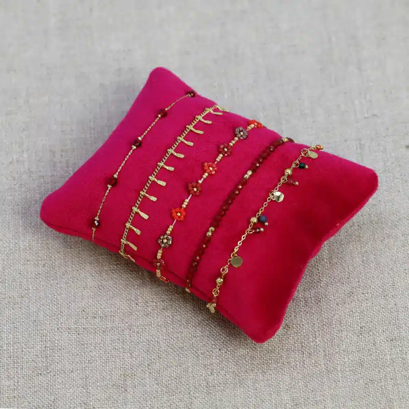 Set of 5 steel bracelets