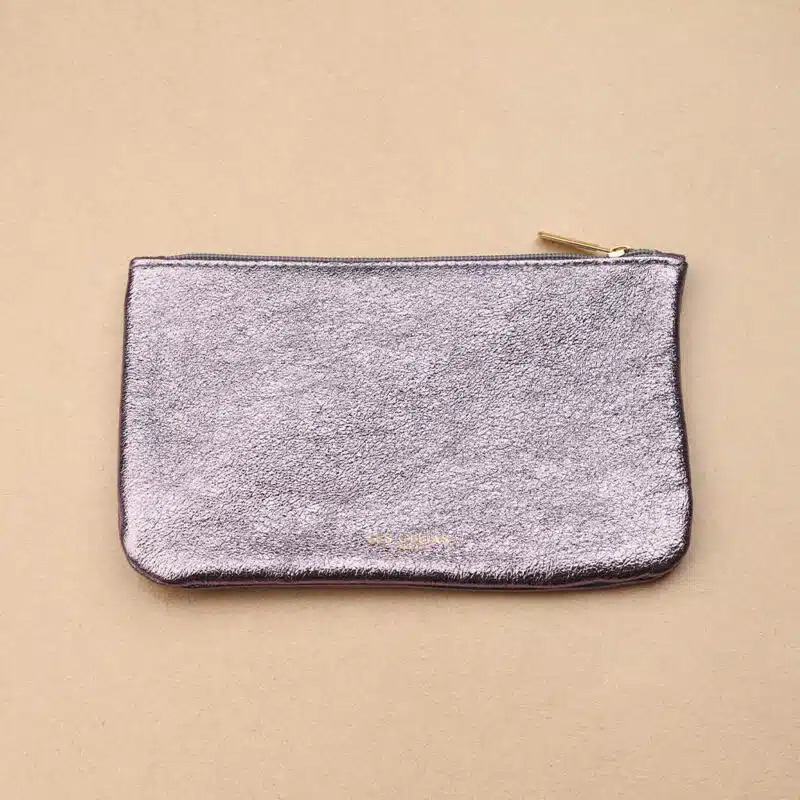 Zip M leather pouch