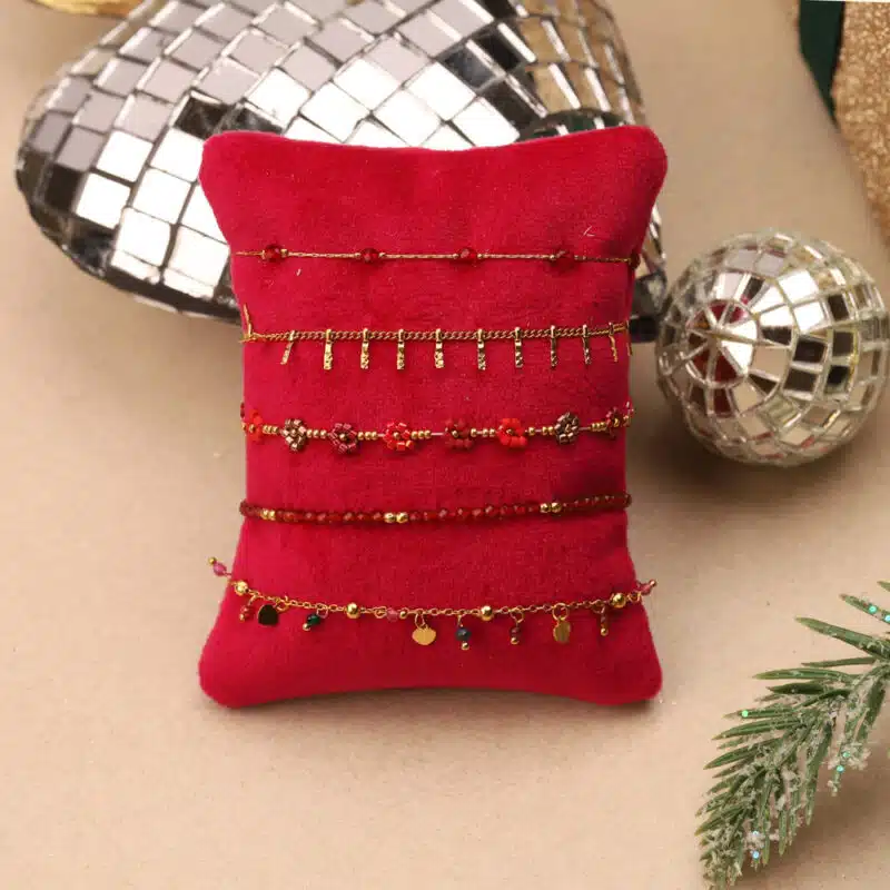 Set of 5 steel bracelets on a necklace