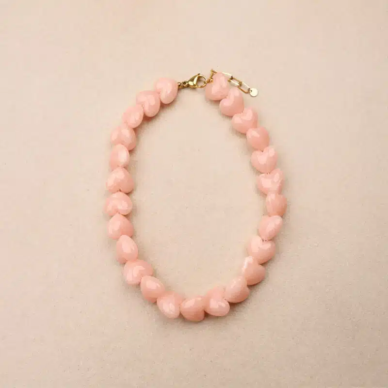 Soraya resin necklace